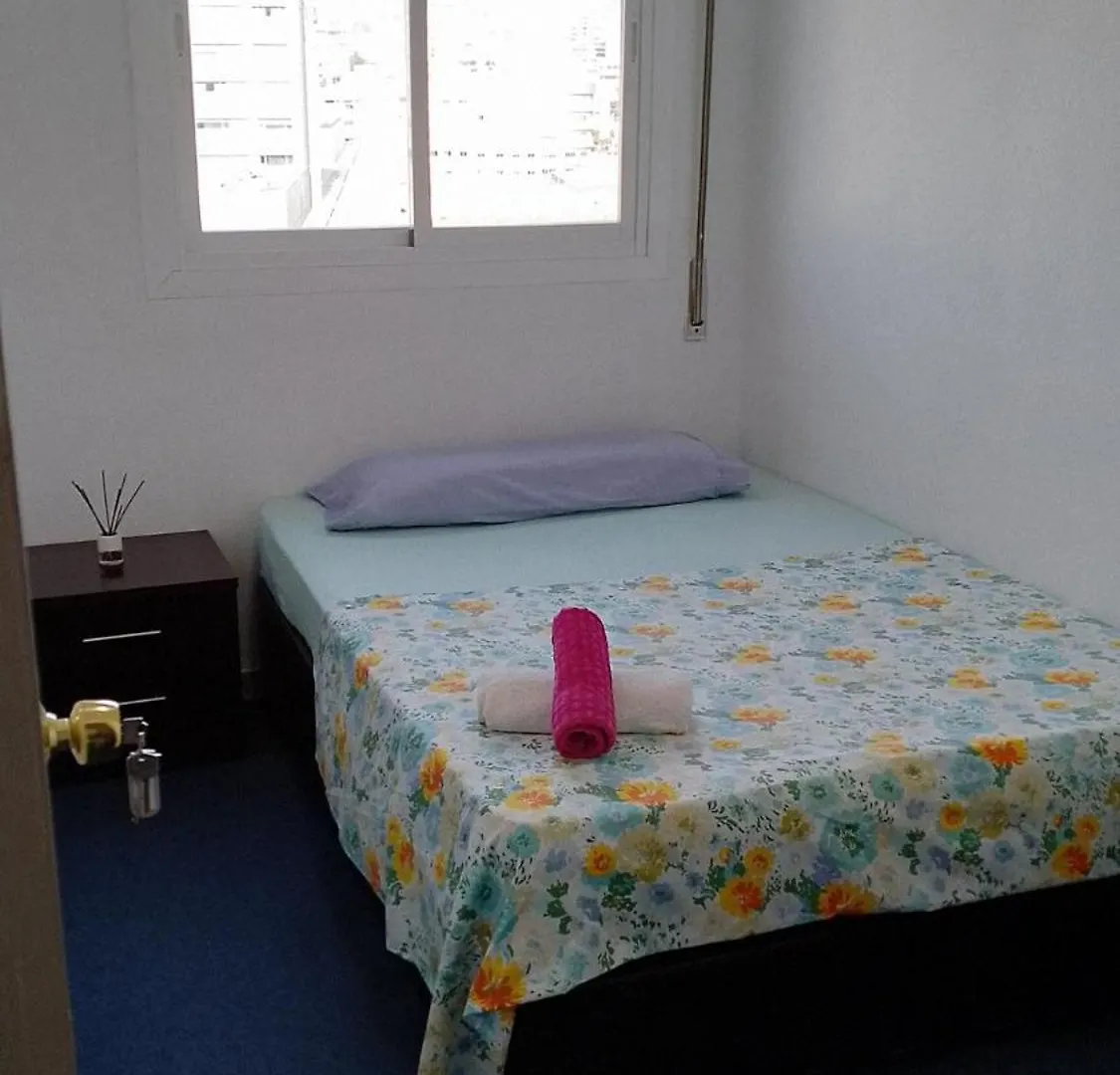 홈스테이 Habitacion Privada Comoda Centro Malaga Vialia Estacion De Tren Maria Zambrano Y Tambien Cerca A La Playa