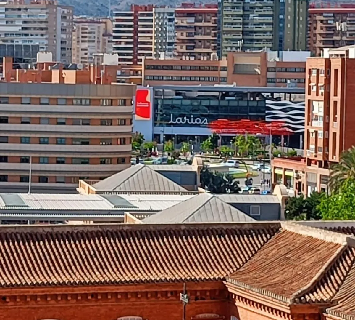 Habitacion Privada Comoda Centro Malaga Vialia Estacion De Tren Maria Zambrano Y Tambien Cerca A La Playa 홈스테이