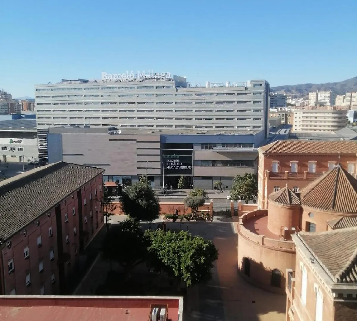 홈스테이 Habitacion Privada Comoda Centro Malaga Vialia Estacion De Tren Maria Zambrano Y Tambien Cerca A La Playa 스페인