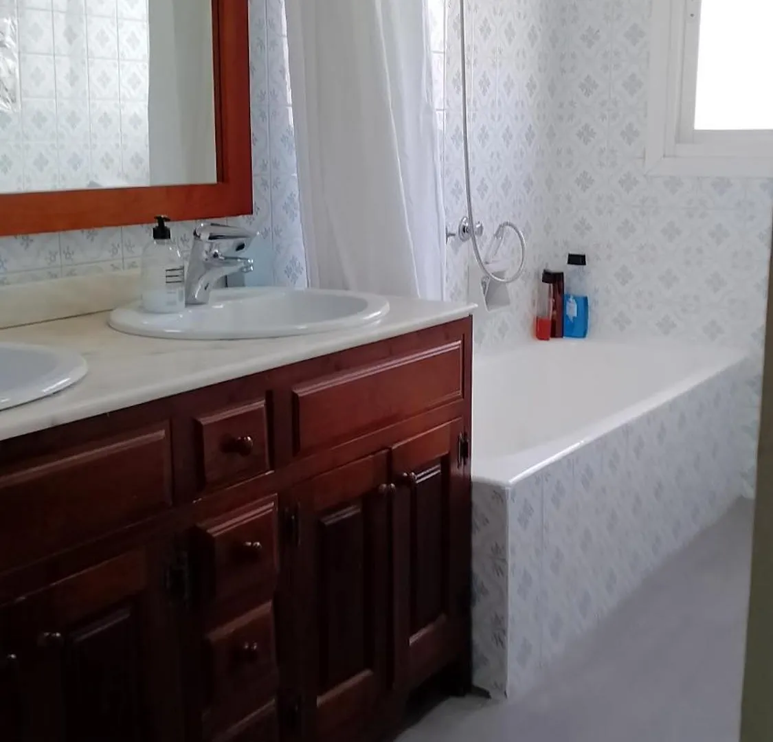 Habitacion Privada Comoda Centro Malaga Vialia Estacion De Tren Maria Zambrano Y Tambien Cerca A La Playa 홈스테이